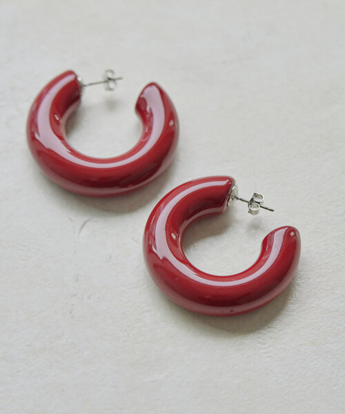 ear PAPILLONNER（イアパピヨネ）の「《チタンポスト》オールカラーフープピアス（ピアス（両耳用）・レディース・ボルドー/ブラック・FREE）」の4枚目の写真