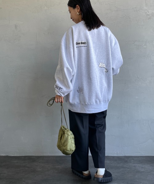 BEN DAVIS（ベンデイビス）の「[BEN DAVIS/ベンデイビス] ランダムロゴ刺繍 クルーネックスウェット（スウェット・レディース・ブラック/ライトグレー・M/L/XL）」の8枚目の写真