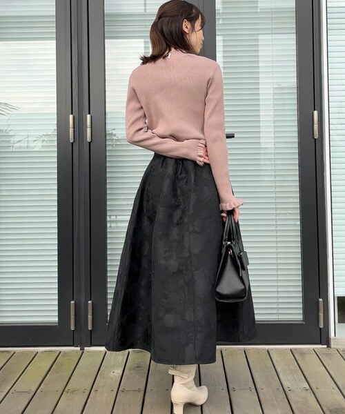 couture brooch(クチュールブローチ)の「◆【エレガントな雰囲気漂う】フラワージャカードスカート(スカート・レディース・ブラック系3/アイボリー系3/ブルー系8・36/38/40/42)」の7枚目の写真