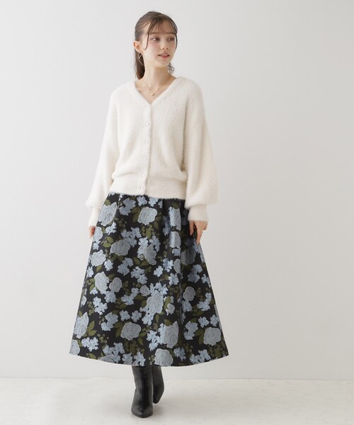 couture brooch(クチュールブローチ)の「◆【エレガントな雰囲気漂う】フラワージャカードスカート(スカート・レディース・ブラック系3/アイボリー系3/ブルー系8・36/38/40/42)」の9枚目の写真