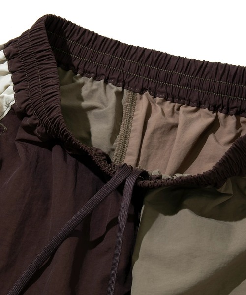 CUBE SUGAR（キューブシュガー）の「CUBE SUGAR/キューブシュガー　ナイロン配色ラインギャザーSK（スカート・レディース・ナチュラル/ブラウン/その他1・FREE）」の5枚目の写真