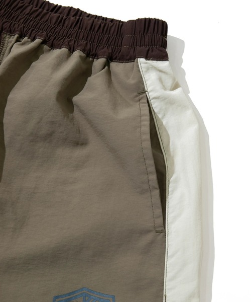 CUBE SUGAR（キューブシュガー）の「CUBE SUGAR/キューブシュガー　ナイロン配色ラインギャザーSK（スカート・レディース・ナチュラル/ブラウン/その他1・FREE）」の6枚目の写真