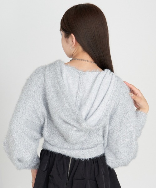 RAY CASSIN（レイカズン）の「【やわらかい肌ざわり】シャギーフードニット（ニット/セーター・レディース・ライトグレー/ブラウン/レッド/ブラック・FREE）」の12枚目の写真