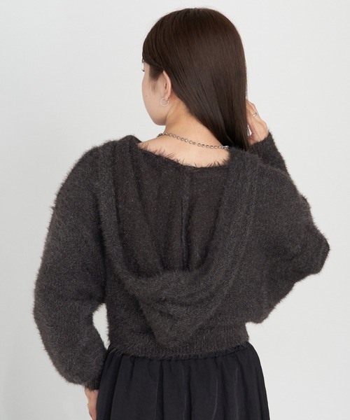 RAY CASSIN（レイカズン）の「【やわらかい肌ざわり】シャギーフードニット（ニット/セーター・レディース・ライトグレー/ブラウン/レッド/ブラック・FREE）」の5枚目の写真