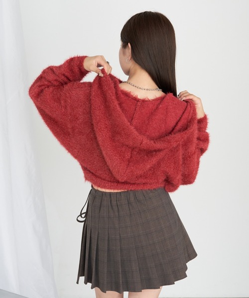 RAY CASSIN（レイカズン）の「【やわらかい肌ざわり】シャギーフードニット（ニット/セーター・レディース・ライトグレー/ブラウン/レッド/ブラック・FREE）」の18枚目の写真