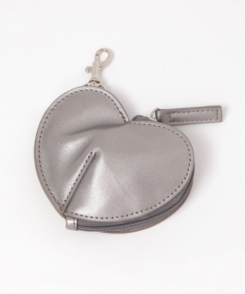 LAKOLE(ラコレ)の「ぷっくりハートマルチケース / 208904(ポーチ・レディース・ホワイト/レッド/その他1/ブラック・FREE)」の4枚目の写真