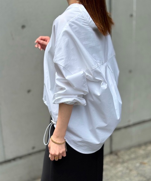 ブラウス シャツ ドロストヘムキーネックシャツ レディース ドロストヘムキーネックシャツ Emma Taylor│STYLEDOOR スタイルドア