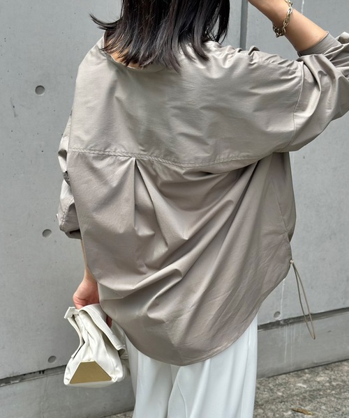 ブラウス シャツ ドロストヘムキーネックシャツ レディース ドロストヘムキーネックシャツ Emma Taylor│STYLEDOOR スタイルドア