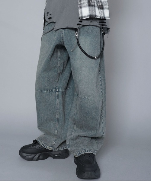 SPINNS（スピンズ）の「バレルレッグジーンズ/カーブデニムパンツ（デニムパンツ・メンズ・ライトブルー/ブルー/ブラック/ネイビー・L/M/S/XL）」の17枚目の写真
