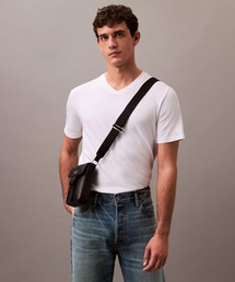   CKモノグラム ナイロン フラップ クロスボディ ナイロンクロスボディバッグ フラップ - ボーンホワイト | ZARA
