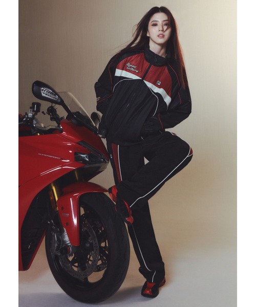 国内配送★FILA★REPLICA 2002 立体的なアッパーデザイン セール】REPLICA 2002（スニーカー）｜FILA（フィラ）の