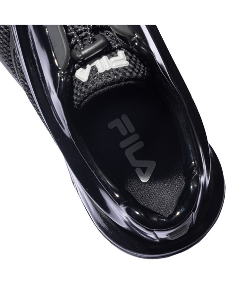 FILA（フィラ）の「REPLICA 2002（スニーカー・レディース・ブラック/レッド・23.0cm/23.5cm/24.0cm/24.5cm/25.0cm/25.5cm/26.0cm/26.5cm/27.0cm/27.5cm/28.0cm/29.0cm）」の8枚目の写真