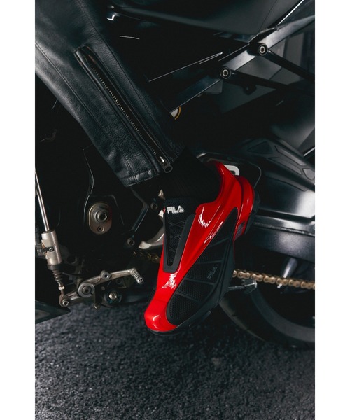 FILA（フィラ）の「REPLICA 2002（スニーカー・レディース・ブラック/レッド・23.0cm/23.5cm/24.0cm/24.5cm/25.0cm/25.5cm/26.0cm/26.5cm/27.0cm/27.5cm/28.0cm/29.0cm）」の18枚目の写真