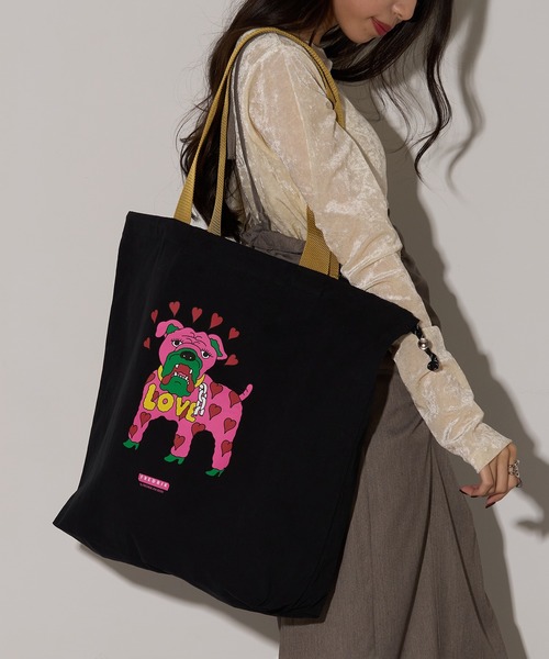 FREDRIK PACKERS(フレドリックパッカーズ)の「【FREDRIK PACKERS】FREDRIK ≪別注コラボレーション≫MASAMI YANAGIDA キャンバストート L(トートバッグ・レディース・ブラウン/ライトグレー/グリーン/ホワイト/パープル/ブルー/グレー/ブラック/アイボリー・FREE)」の3枚目の写真