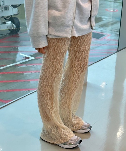 Kuroba(クロバ)の「モチーフレースフレアパンツ(その他パンツ・レディース・ライトベージュ/ブラック/ピンク/ホワイト・FREE)」の16枚目の写真