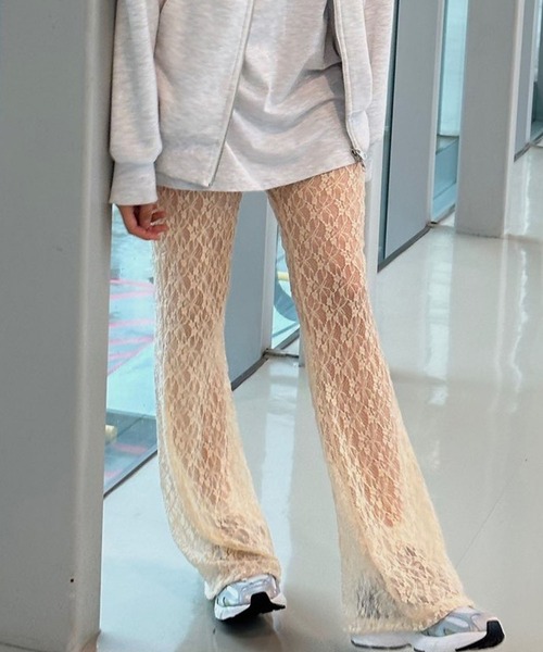 Kuroba(クロバ)の「モチーフレースフレアパンツ(その他パンツ・レディース・ライトベージュ/ブラック/ピンク/ホワイト・FREE)」の15枚目の写真