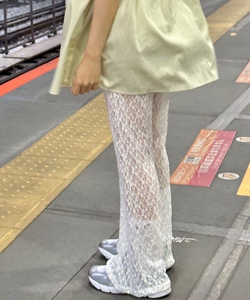 Kuroba(クロバ)の「モチーフレースフレアパンツ(その他パンツ・レディース・ライトベージュ/ブラック/ピンク/ホワイト・FREE)」の20枚目の写真