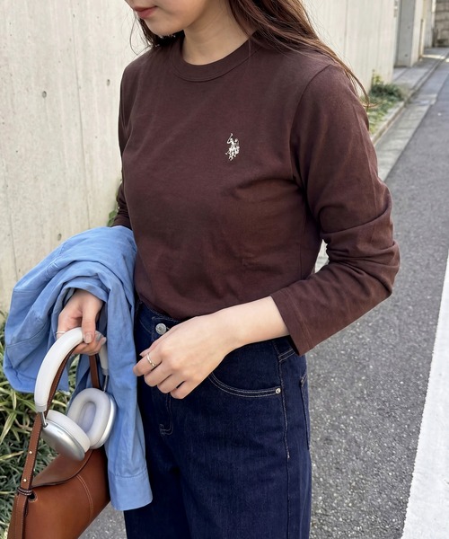 U.S. POLO ASSN.(ユーエスポロアッスン)の「【U.S. POLO ASSN.】Beauty smooth long sleeve Tee / ビューティースムース長袖Tシャツ(Tシャツ/カットソー・レディース・ブラック/サックスブルー/ネイビー系3/ブラック系その他3/ネイビー/ホワイト/バーガンディー/ライトカーキ/ピンク/ボルドー/ブラウン・M/L)」の4枚目の写真