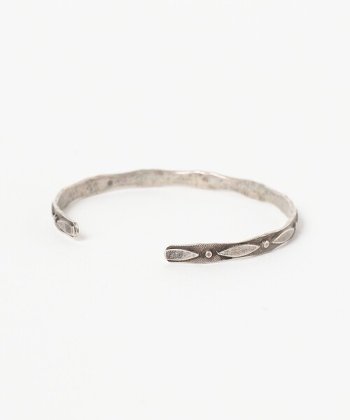 BEAMS BOY（ビームスボーイ）の「OJO DE MEX / スリム バングル 25S（バングル/リストバンド・レディース・ゴールド/シルバー・ONE SIZE）」の3枚目の写真