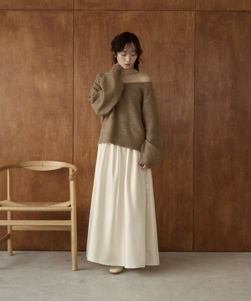 moi tytto(モイテュット)の「シャイニーフレアスカート(スカート・レディース・ピンク/ブラック/ナチュラル・MEDIUM/SMALL)」の6枚目の写真
