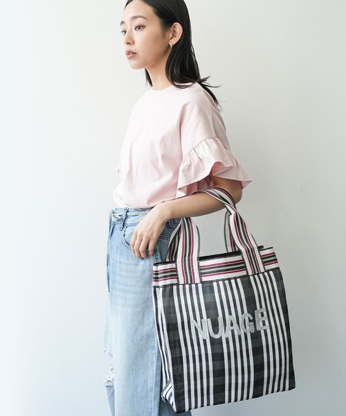 mili an deni(ミリアンデニ)の「スクウェア刺繍ロゴビニールトート(トートバッグ・レディース・ブルー系その他/ブラック/ブルー/ブラック系その他・F)」の3枚目の写真