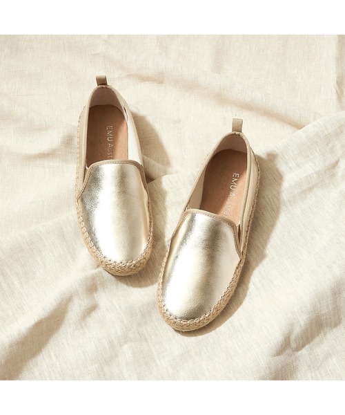 EMU Australia(エミューオーストラリア)の「Gum Leather Metallic(スリッポン・レディース・シルバー/ゴールド・6/7/8/9/10/5)」の2枚目の写真