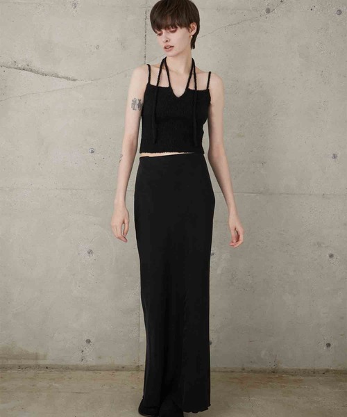 LA PEAU DE GEM（ラポドゥジェム）の「【LA PEAU DE GEM】shining feather knit cami/シャイニングフェザーニットキャミ（キャミソール・レディース・ブラック/カーキ・FREE）」の8枚目の写真