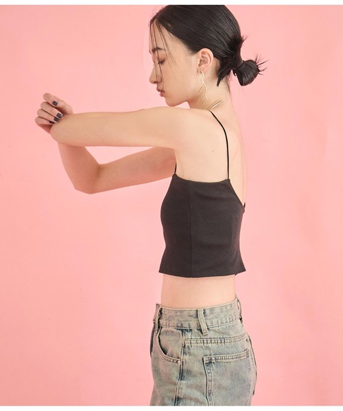 Settimissimo（セッティミッシモ）の「カップ付き バックラウンド ショート キャミソール（キャミソール・レディース・ブラック/オフホワイト・FREE）」の16枚目の写真