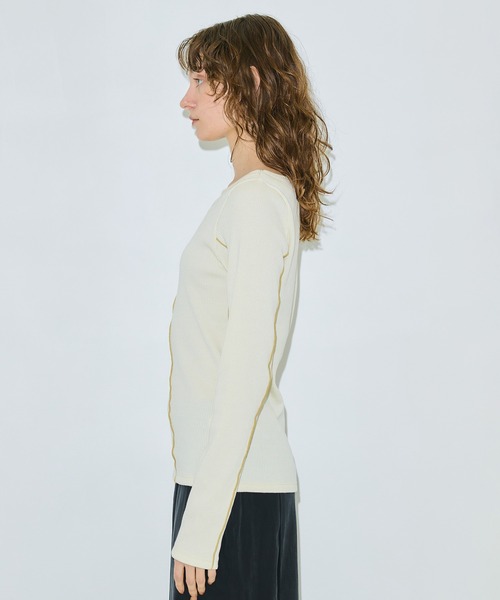 PUBLIC TOKYO（パブリックトウキョウ）の「ドロウアークリブTOP（Tシャツ/カットソー・レディース・アイボリー/ブラック/イエロー・FREE）」の7枚目の写真