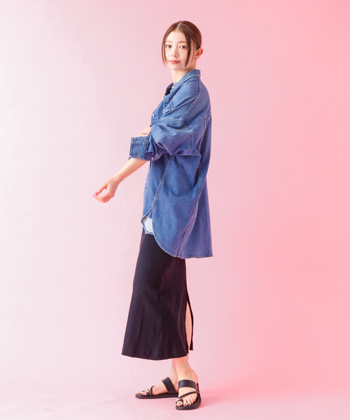 Healthy denim(ヘルシーデニム)の「【Healthy denim / ヘルシーデニム】Almond / デニムシャツ / オーバーサイズ【WEB限定】(シャツ/ブラウス・レディース・ダークネイビー/インディゴブルー/スミクロ・フリー)」の6枚目の写真