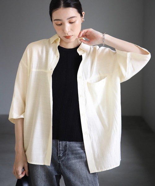 select MOCA（セレクトモカ）の「ハーフスリーブビッグシアーシャツ（シャツ/ブラウス・レディース・ブラウン/イエロー/オフホワイト/チャコールグレー・FREE）」の20枚目の写真