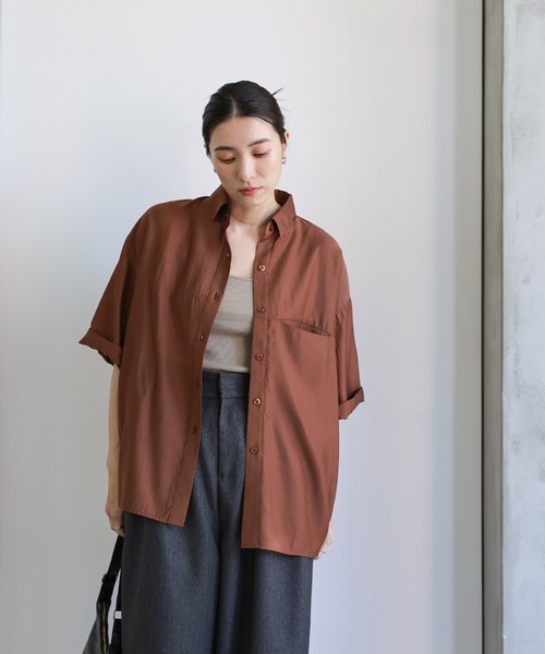 select MOCA（セレクトモカ）の「ハーフスリーブビッグシアーシャツ（シャツ/ブラウス・レディース・ブラウン/イエロー/オフホワイト/チャコールグレー・FREE）」の17枚目の写真
