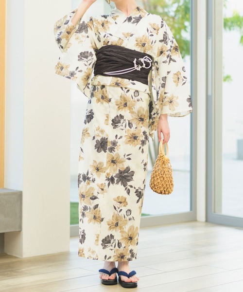 CELEN(セレン)の「【下駄付き兵児帯ゆかた5点セット】浴衣・兵児帯・腰紐2本・下駄《夏宵浴衣》(浴衣・レディース・ネイビー系/ホワイト系/ブルー系/ブラック系1/アイボリー系1/アイボリー系2/グレー系/ブラック系2・FREE)」の14枚目の写真