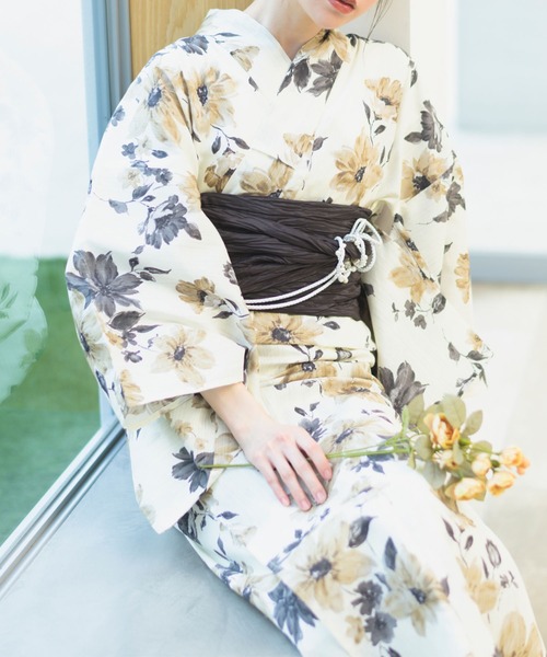 CELEN(セレン)の「【下駄付き兵児帯ゆかた5点セット】浴衣・兵児帯・腰紐2本・下駄《夏宵浴衣》(浴衣・レディース・ネイビー系/ホワイト系/ブルー系/ブラック系1/アイボリー系1/アイボリー系2/グレー系/ブラック系2・FREE)」の13枚目の写真