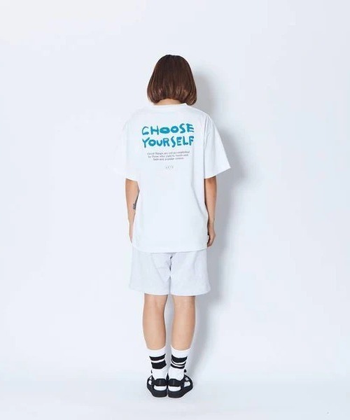 AKTR(アクター)の「AKTR CHOOSE YOURSELF COTTON TEE(アクター チューズ ユアセルフ コットン ティー)(Tシャツ/カットソー・メンズ・ブラック/ブルー/ホワイト・MEDIUM/LARGE/X-LARGE/XX-LARGE)」の17枚目の写真
