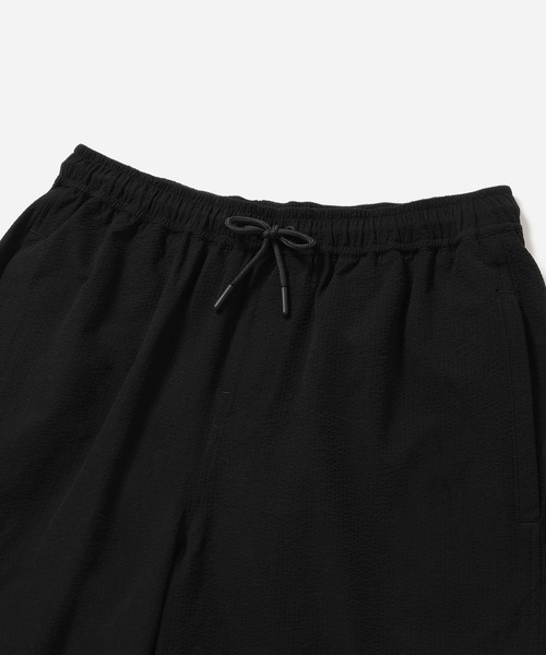 Saturdays NYC(サタデーズ ニューヨークシティ )の「Timothy Seersucker Stripe Swim Short(その他パンツ・メンズ・ブラック/サックスブルー・L/M/XL/X-SMALL/S)」の7枚目の写真