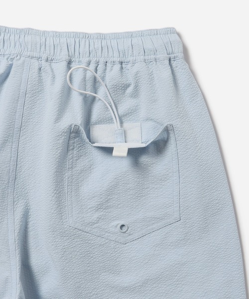 Saturdays NYC(サタデーズ ニューヨークシティ )の「Timothy Seersucker Stripe Swim Short(その他パンツ・メンズ・ブラック/サックスブルー・L/M/XL/X-SMALL/S)」の6枚目の写真