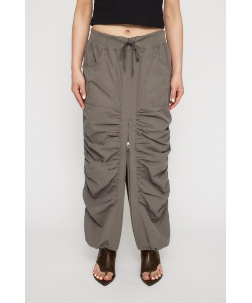 LAGUA GEM（ラグアジェム）の「COTTON SHIRRING ロングスカート（スカート・レディース・ブラック/チャコールグレー/ブルー・MEDIUM/SMALL/X-SMALL）」の16枚目の写真