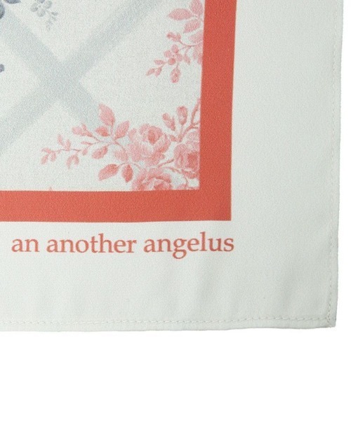 an another angelus(アンアナザーアンジェラス)の「アイビーローズ柄スカーフ(バンダナ/スカーフ・レディース・ブルー・FREE)」の3枚目の写真