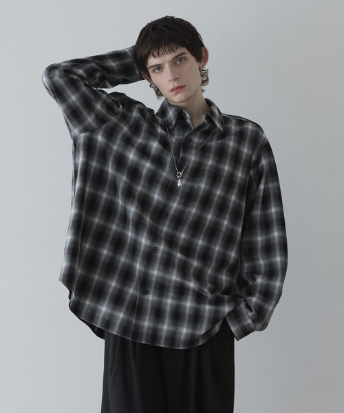 remer(リメール)の「loose basic oversize shirt - ombre check / ルーズベーシックオーバーサイズシャツ - オンブレチェック(シャツ/ブラウス・メンズ・ブラウン/ブラック・LARGE/MEDIUM/SMALL/X-SMALL)」の14枚目の写真