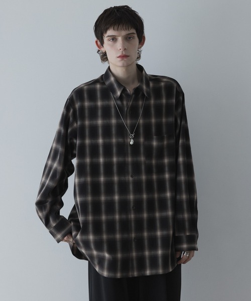 remer(リメール)の「loose basic oversize shirt - ombre check / ルーズベーシックオーバーサイズシャツ - オンブレチェック(シャツ/ブラウス・メンズ・ブラウン/ブラック・LARGE/MEDIUM/SMALL/X-SMALL)」の9枚目の写真