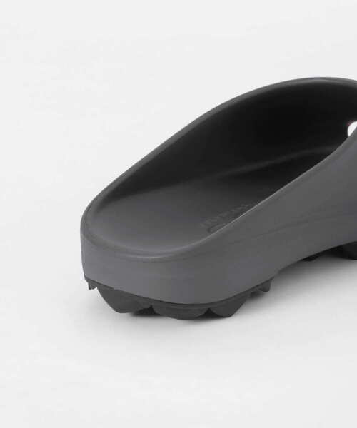 PPACO（パコ）の「PPACO　LUX-2 AIR STUDDED SOLE（サンダル・メンズ・ブラック/ダークグレー・8/9/10）」の3枚目の写真