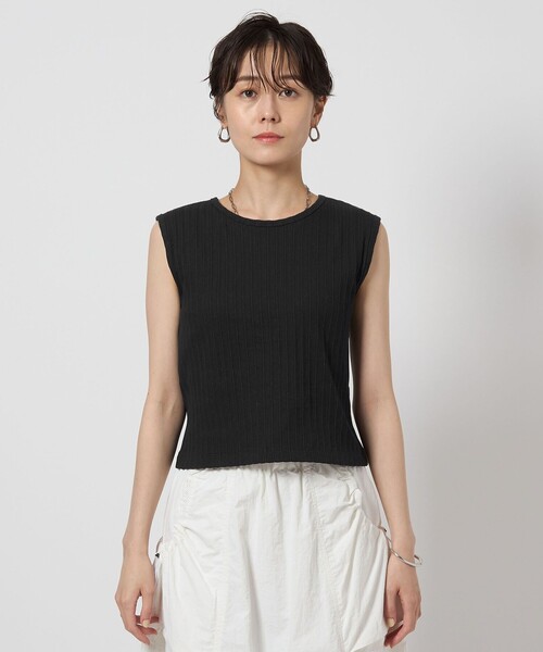 green label relaxing(グリーンレーベルリラクシング)の「アイレット リブ クロップド ノースリーブ Tシャツ(Tシャツ/カットソー・レディース・オフホワイト/ブラック/レッド・FREE)」の13枚目の写真