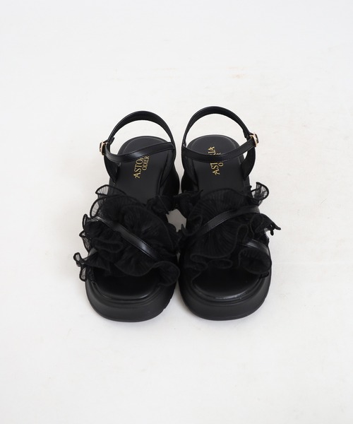 ASTORIA ODIER（アストリアオディール）の「シアークロスフリル厚底サンダル（サンダル・レディース・アイボリー/ブラック/ライトグレー・MEDIUM/LARGE/SMALL）」の10枚目の写真