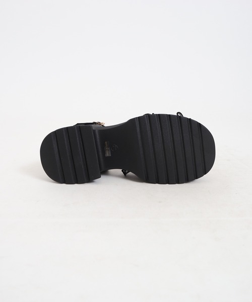 ASTORIA ODIER（アストリアオディール）の「シアークロスフリル厚底サンダル（サンダル・レディース・アイボリー/ブラック/ライトグレー・MEDIUM/LARGE/SMALL）」の14枚目の写真