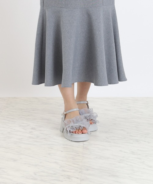 ASTORIA ODIER（アストリアオディール）の「シアークロスフリル厚底サンダル（サンダル・レディース・アイボリー/ブラック/ライトグレー・MEDIUM/LARGE/SMALL）」の15枚目の写真