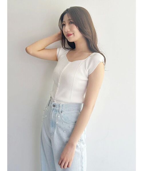 MERCURYDUO（マーキュリーデュオ）の「フロントホックリブニット（ニット/セーター・レディース・ブラウン/ブラック/オフホワイト/ブルー・FREE）」の15枚目の写真