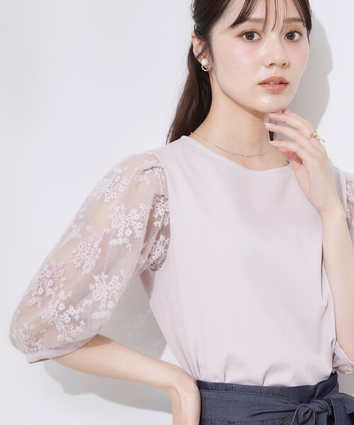 couture brooch（クチュールブローチ）の「【接触冷感・UV・マシンウォッシャブル】袖レースデザイントップス（Tシャツ/カットソー・レディース・ブラック/ピンク/オフホワイト・36/38/40/42）」の6枚目の写真