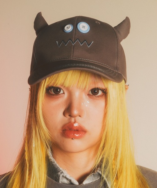 a2o（エーツーオー）の「【a2o】アイズボタンtunoキャップ（キャップ・メンズ・グレー・FREE）」の2枚目の写真