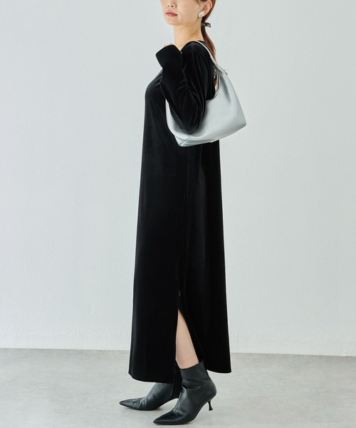 LAVEANGE(ラビアンジェ)の「ベロアワンピース(ワンピース・レディース・ブラウン/ブラック・M/LL/3L/4L/5L)」の8枚目の写真